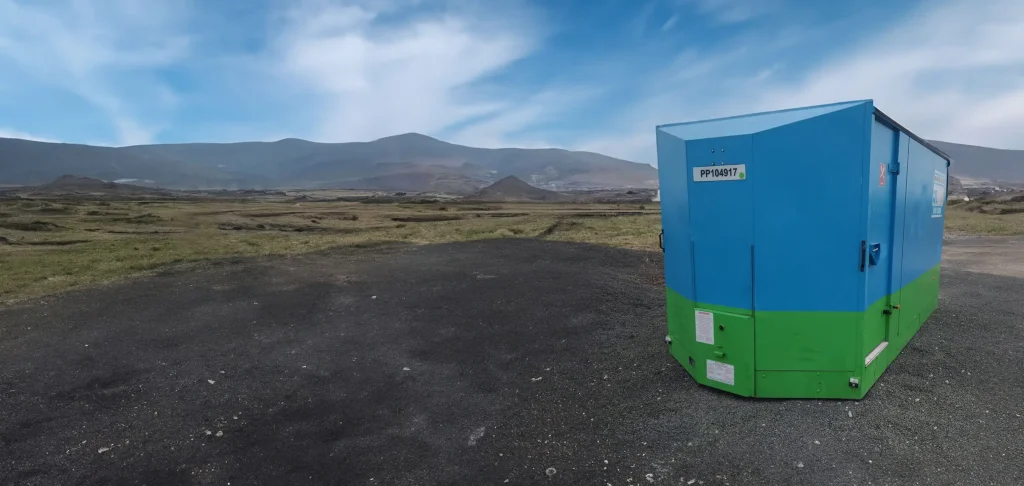8 man welfare unit hire